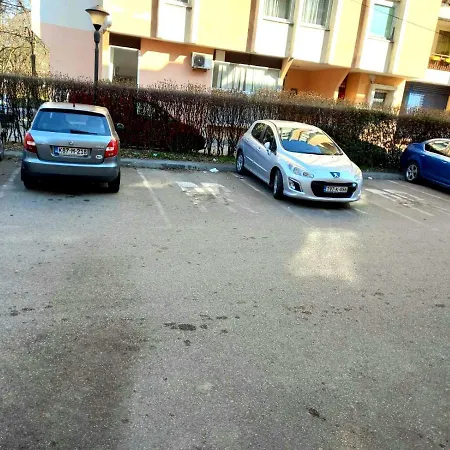 Apartment Stan Na Dan Centar *