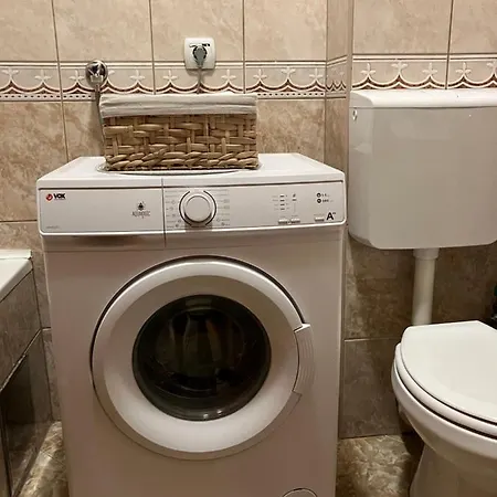 アパート Stan Na Dan Centar バニャ・ルカ