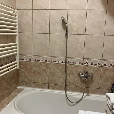 Stan Na Dan Centar 公寓 巴尼西卢卡