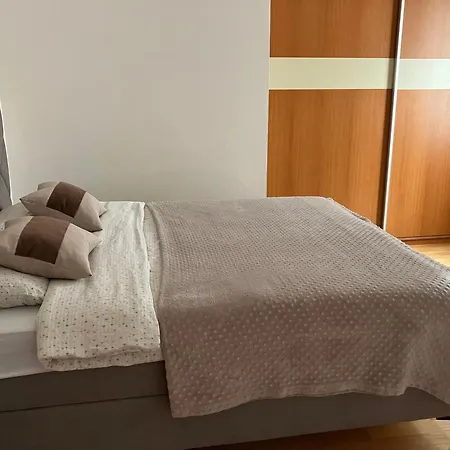 Stan Na Dan Centar *